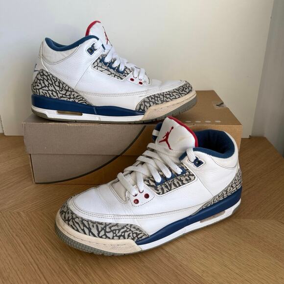 Nike Air Jordan 3 Retro ‘True Blue’ Kids Sneakers - SZ 7 Y- 8.5 W - Picture 1 of 13